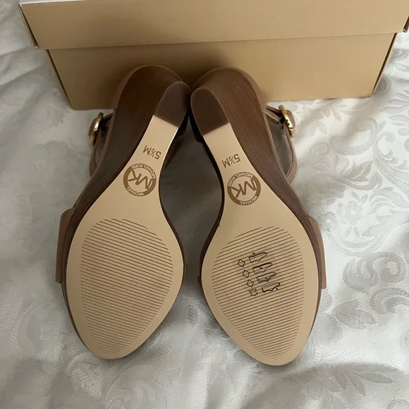 Michael by Michael Kors Lena Leather Wedge - Picture 11 of 11